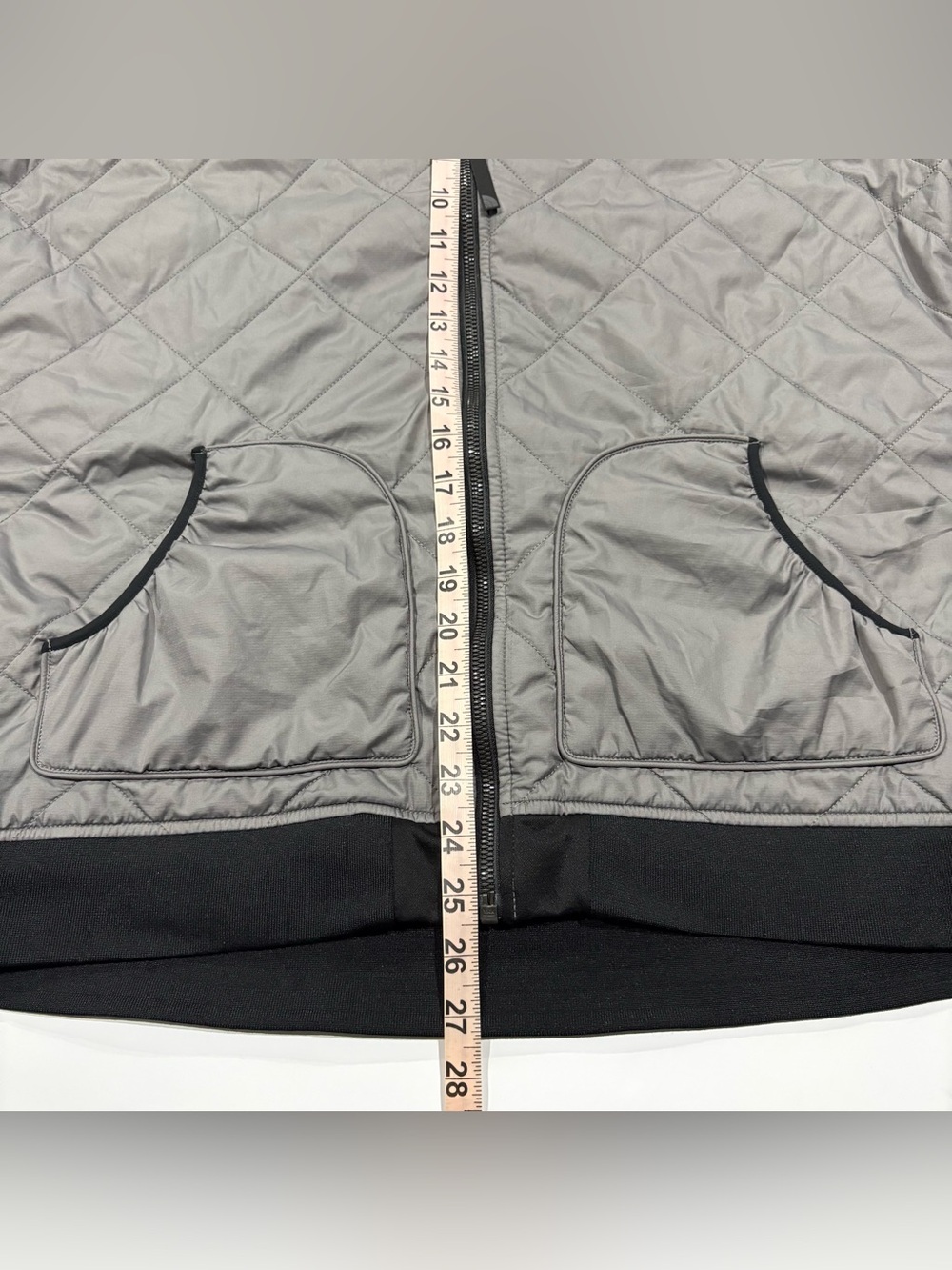 The North Face Womens XL Gray Black Quilted Hooded Jacket Full Zip Hybrid - Picture 9 of 9